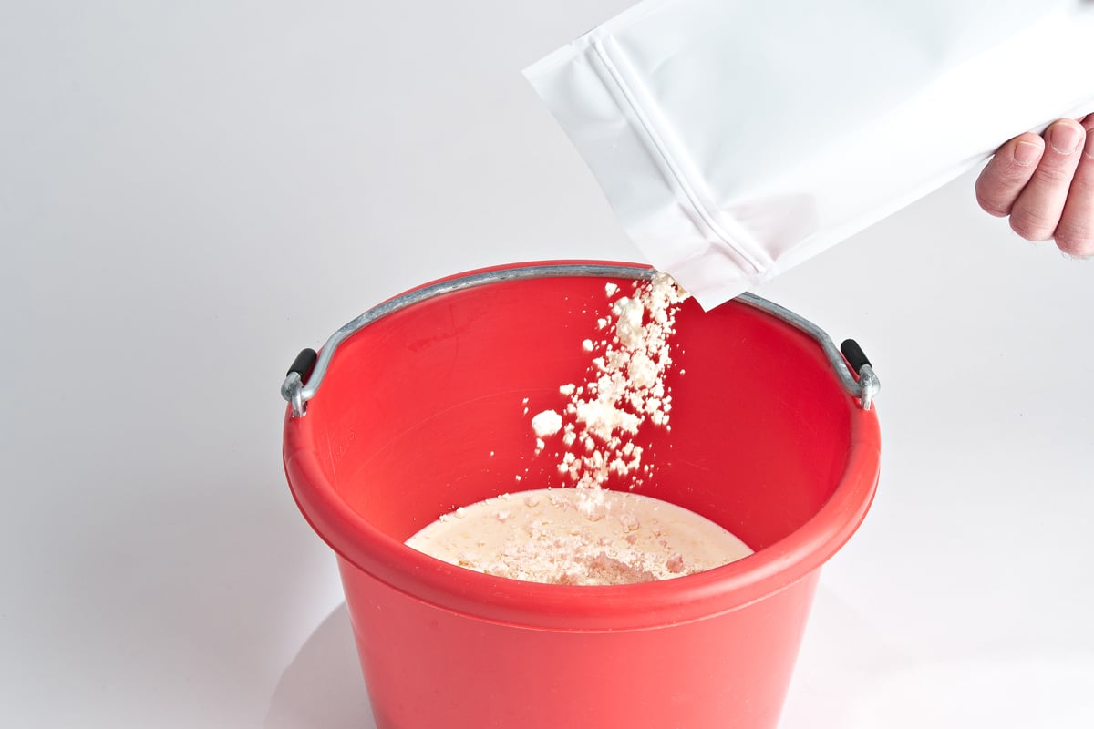 Mixing 3 - bucket water powder
